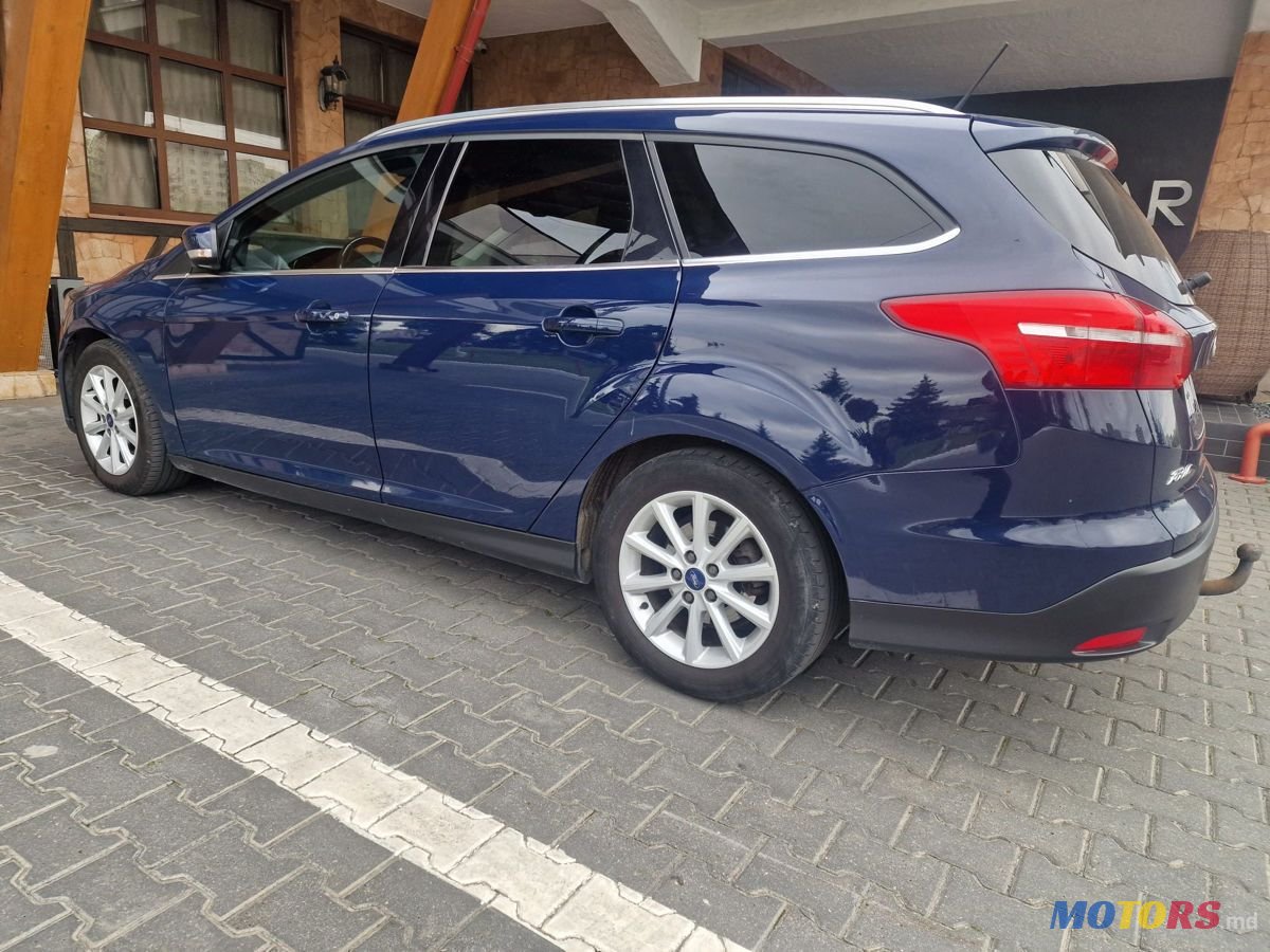 2017' Ford Focus photo #5