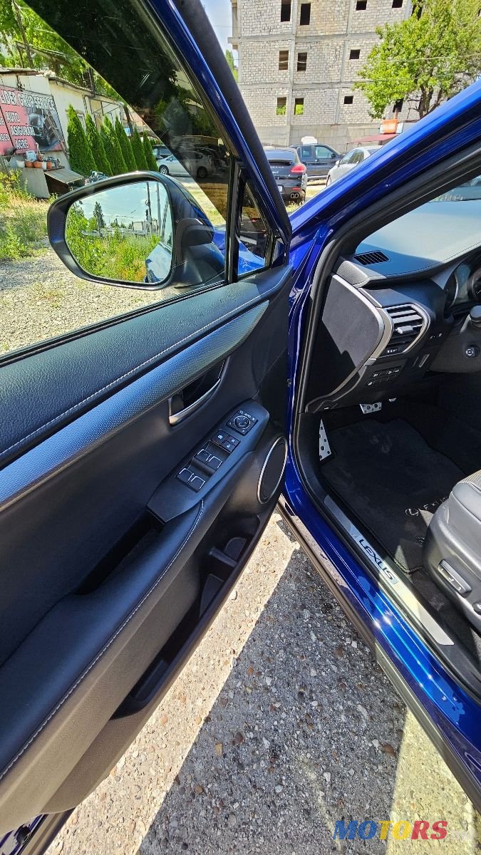 2021' Lexus Nx Series photo #6