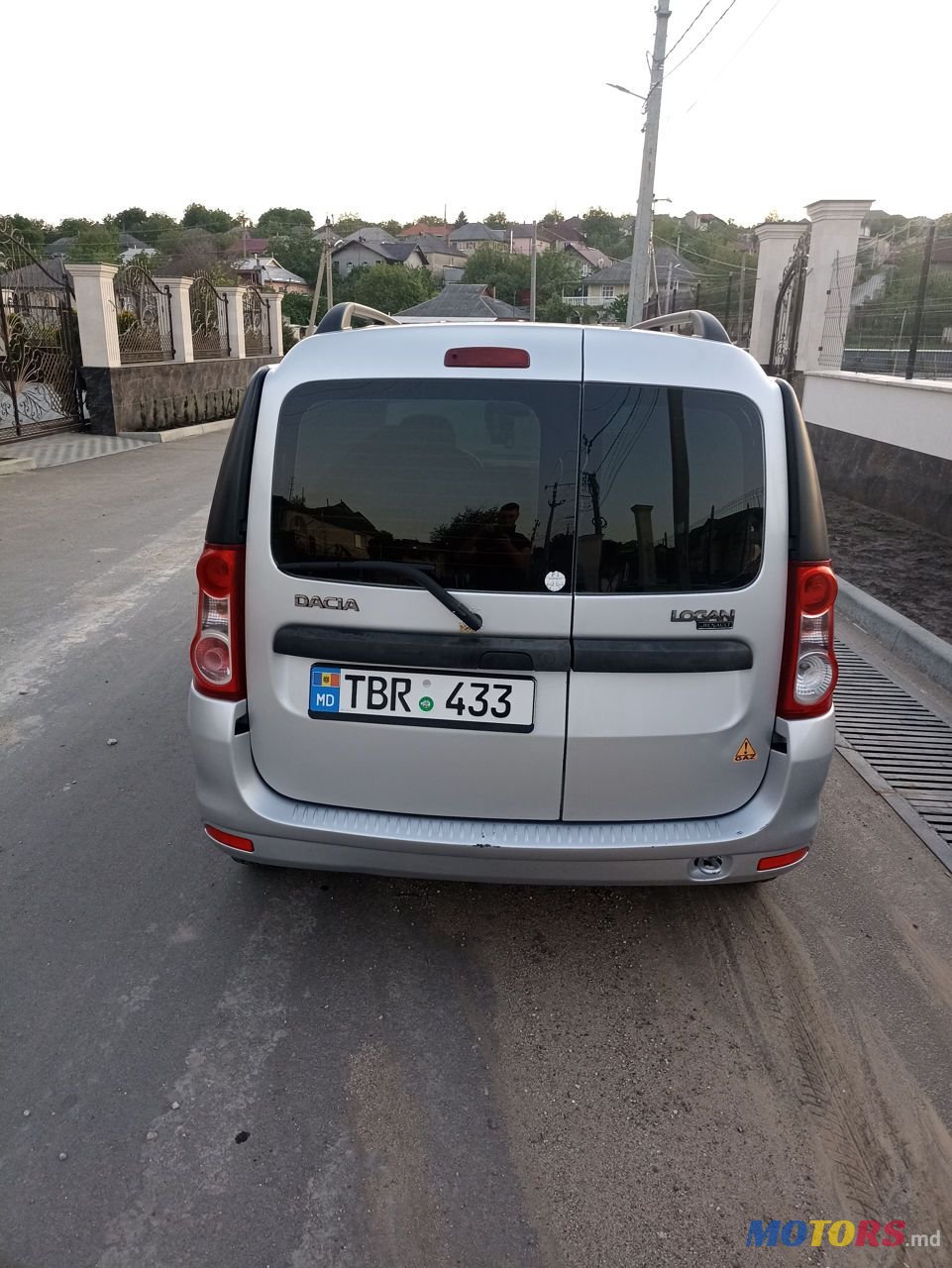 2009' Dacia Logan Mcv photo #4