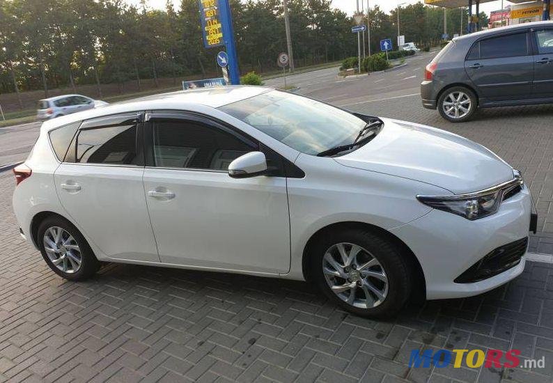 2016' Toyota Auris photo #1