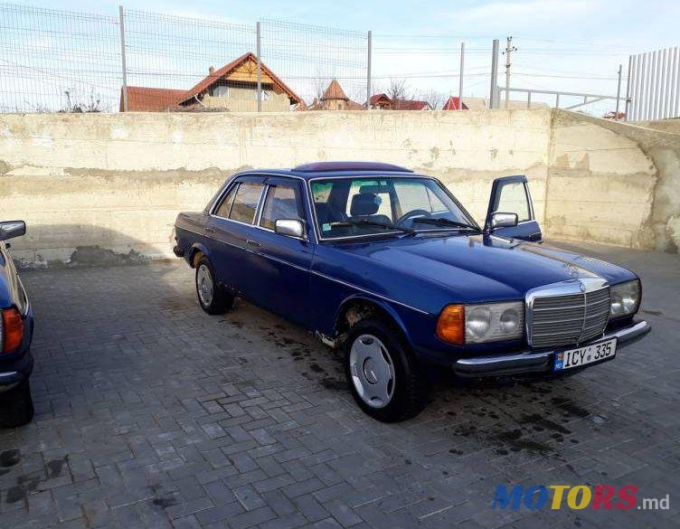 1980' Mercedes-Benz 123 photo #1