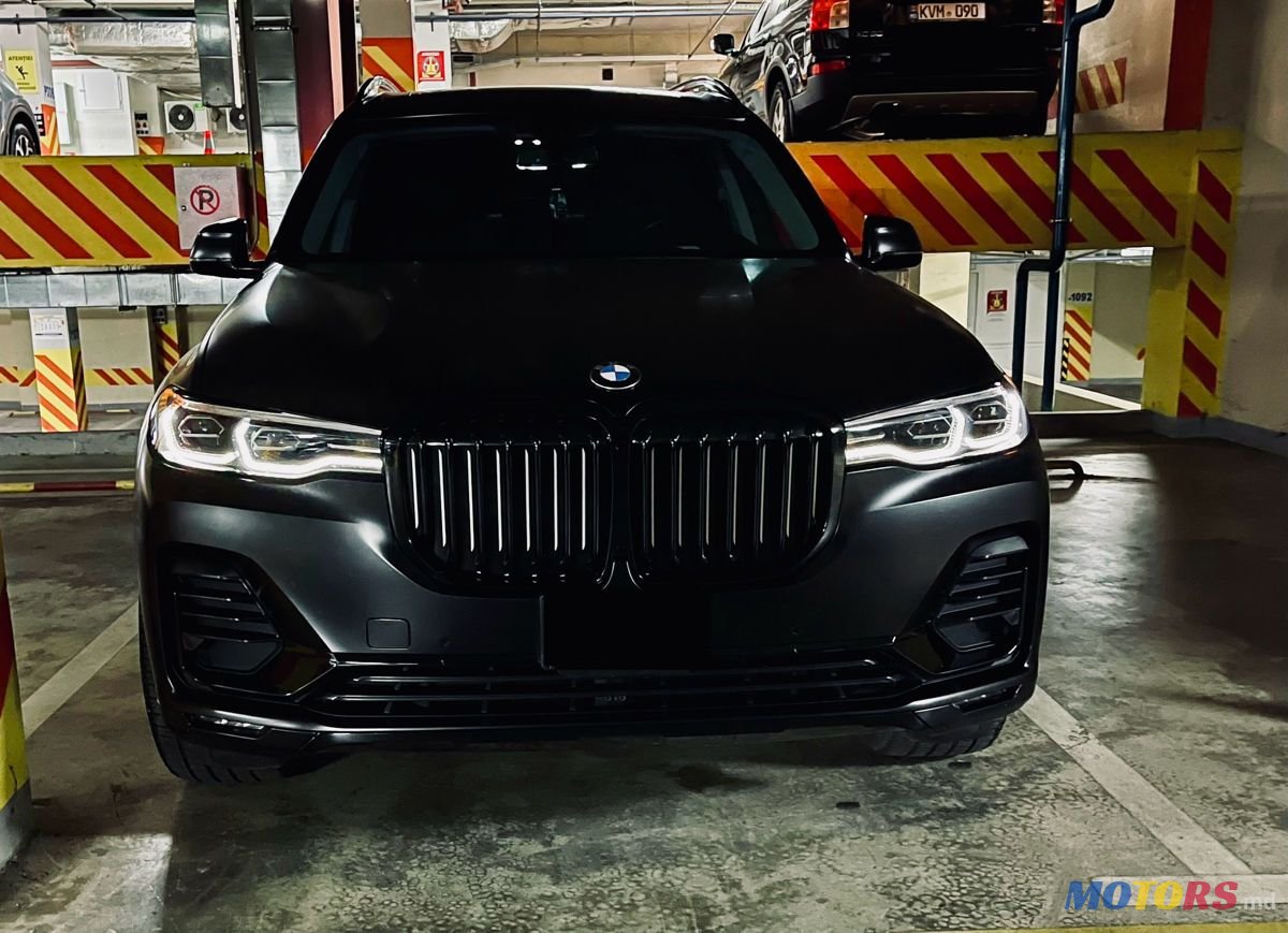 2019' BMW X7 photo #2