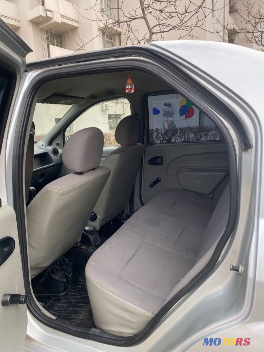 2007' Dacia Logan photo #5