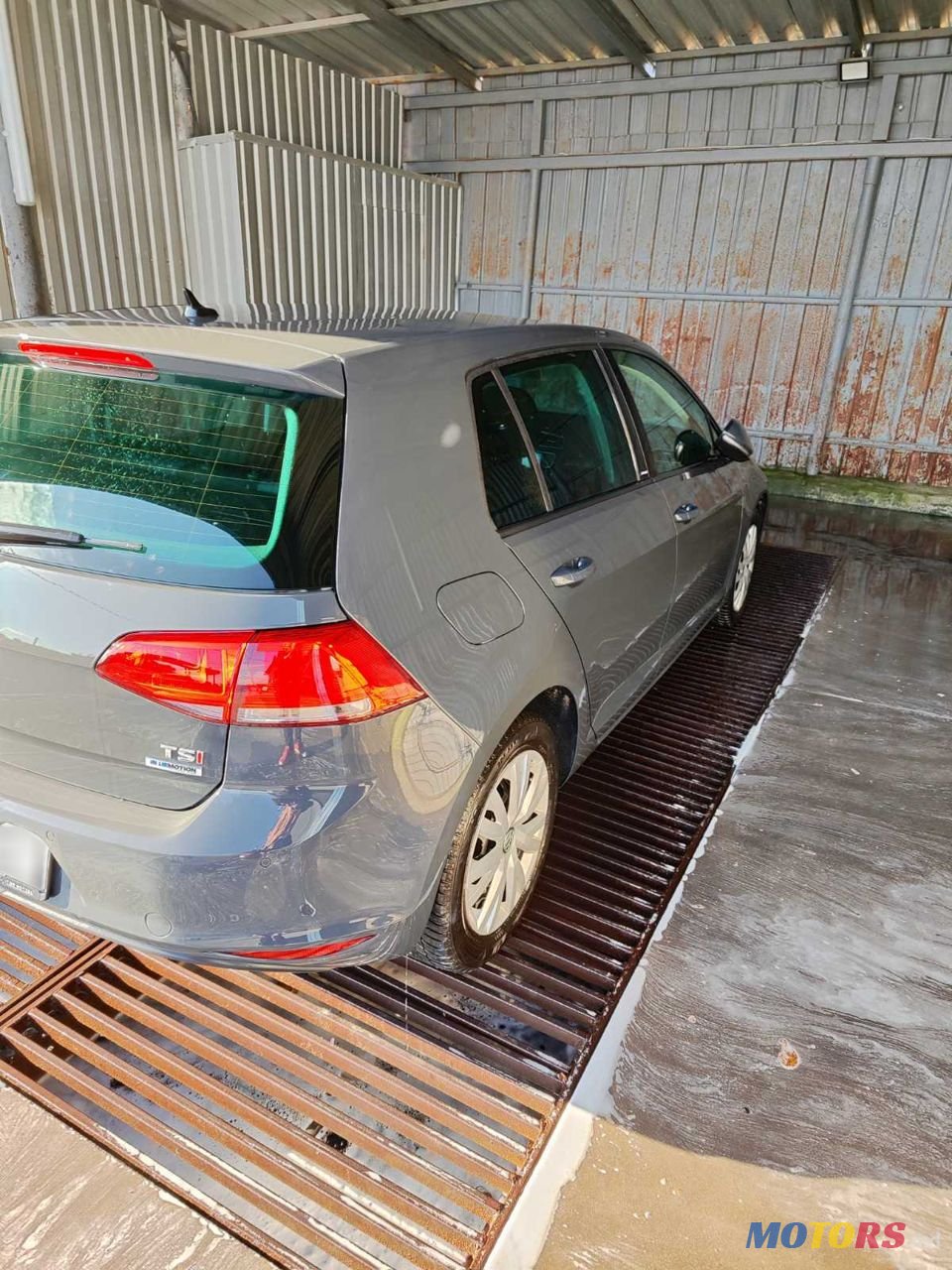 2016' Volkswagen Golf photo #6