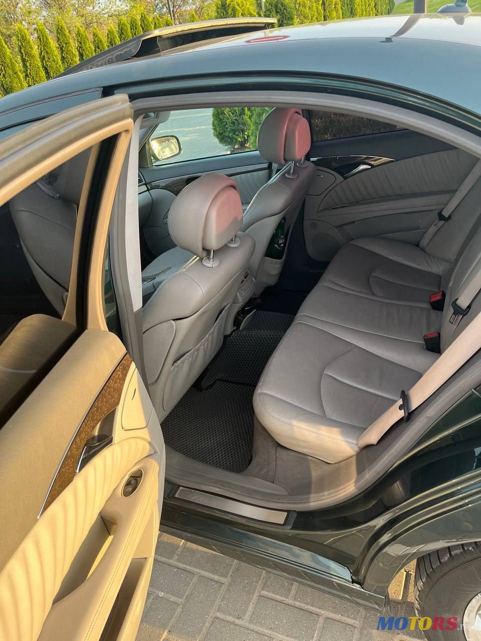 2007' Mercedes-Benz E-Class photo #3