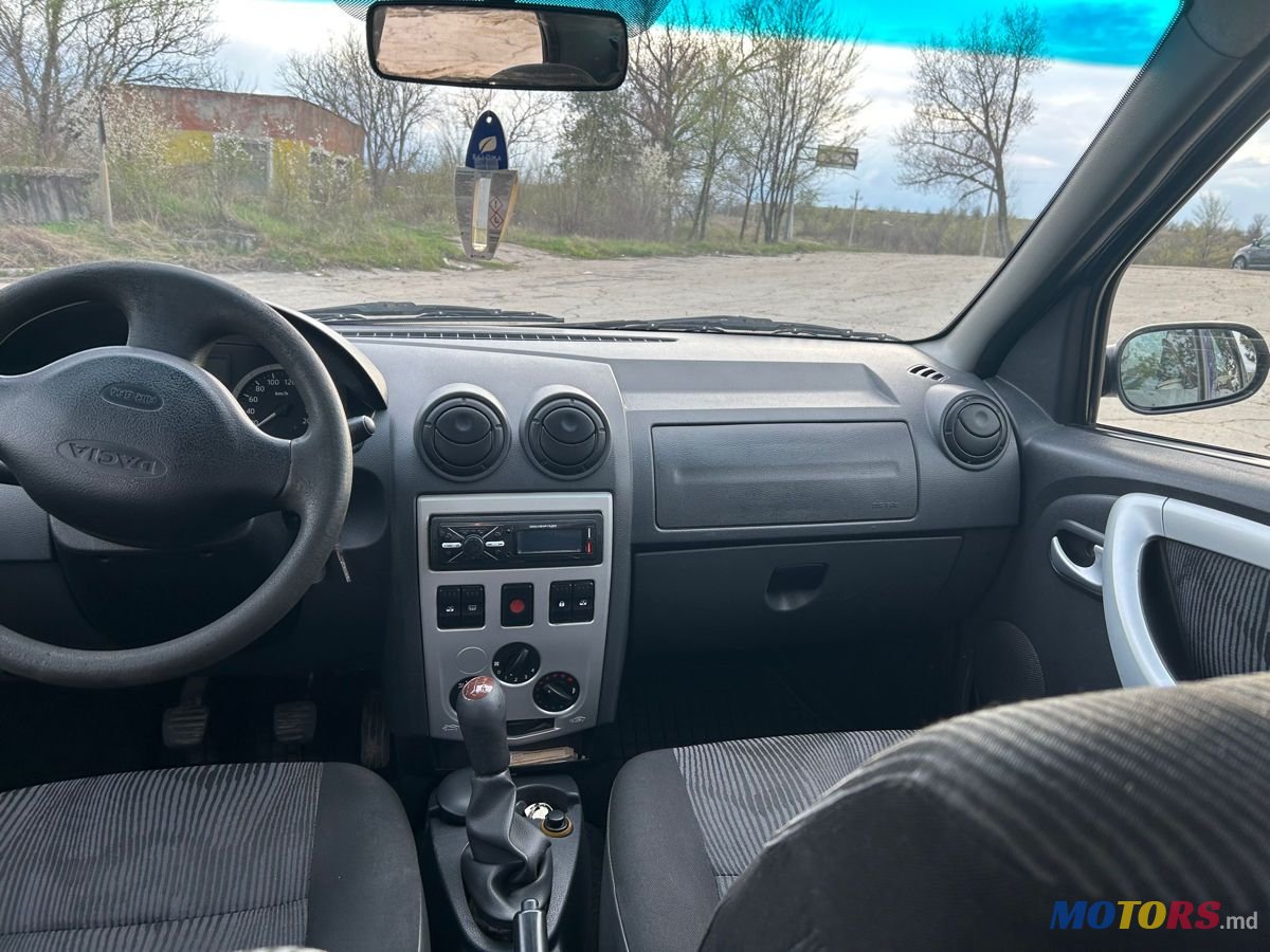 2006' Dacia Logan photo #3