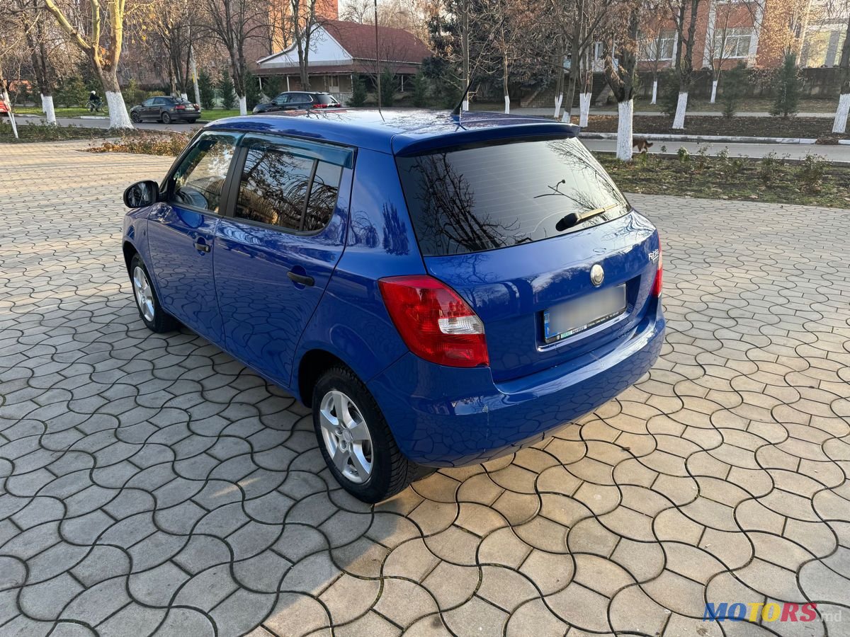 2009' Skoda Fabia photo #1