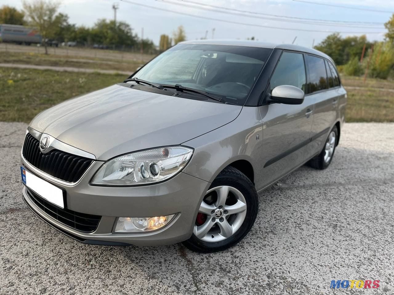 2013' Skoda Fabia photo #1