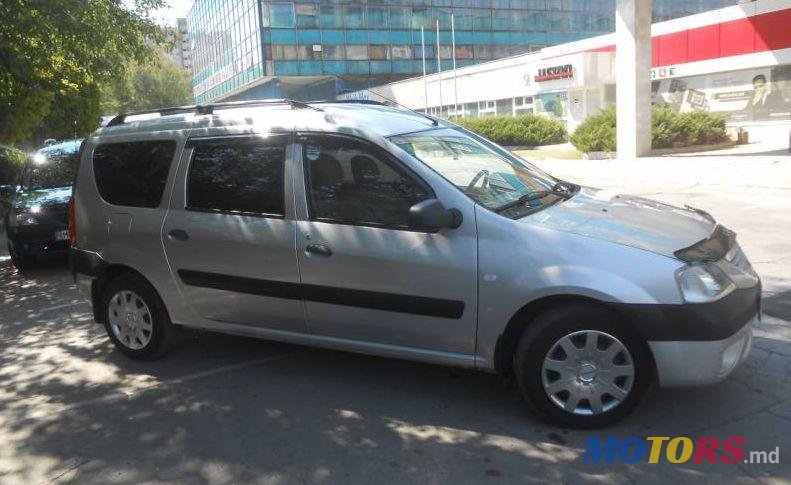 2008' Dacia Logan Mcv photo #1