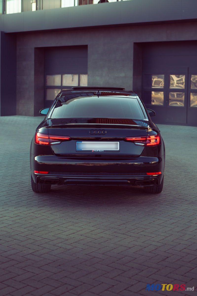 2019' Audi A4 photo #4