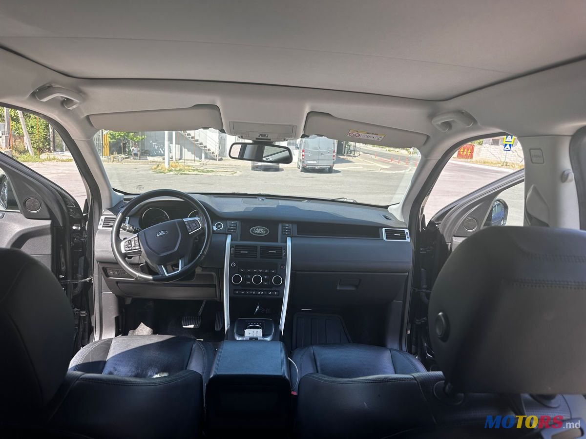 2016' Land Rover Discovery Sport photo #6