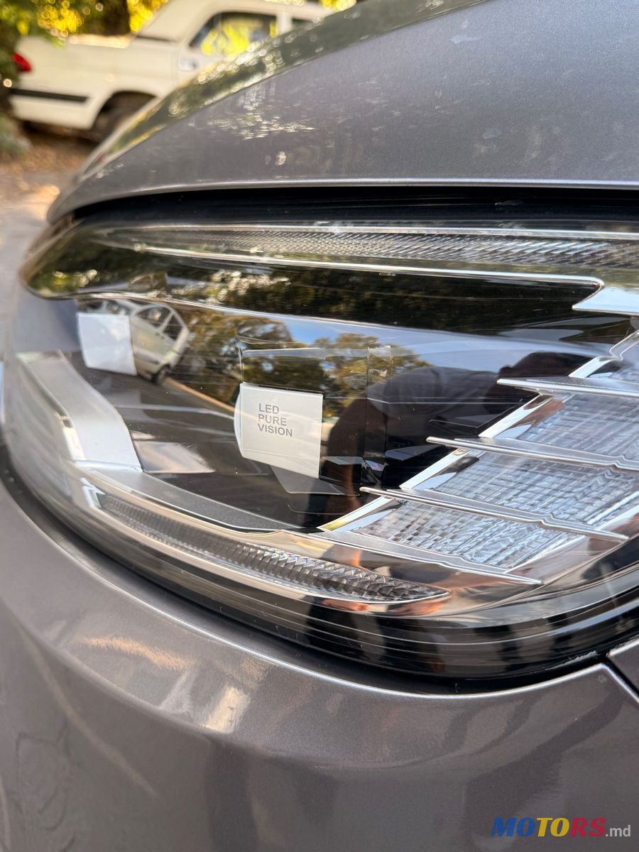 2018' Renault Grand Scenic photo #5