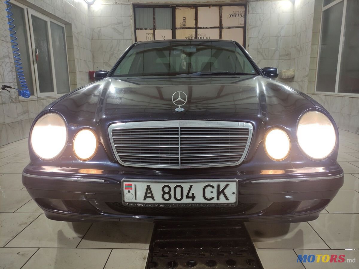 2001' Mercedes-Benz E Класс photo #2