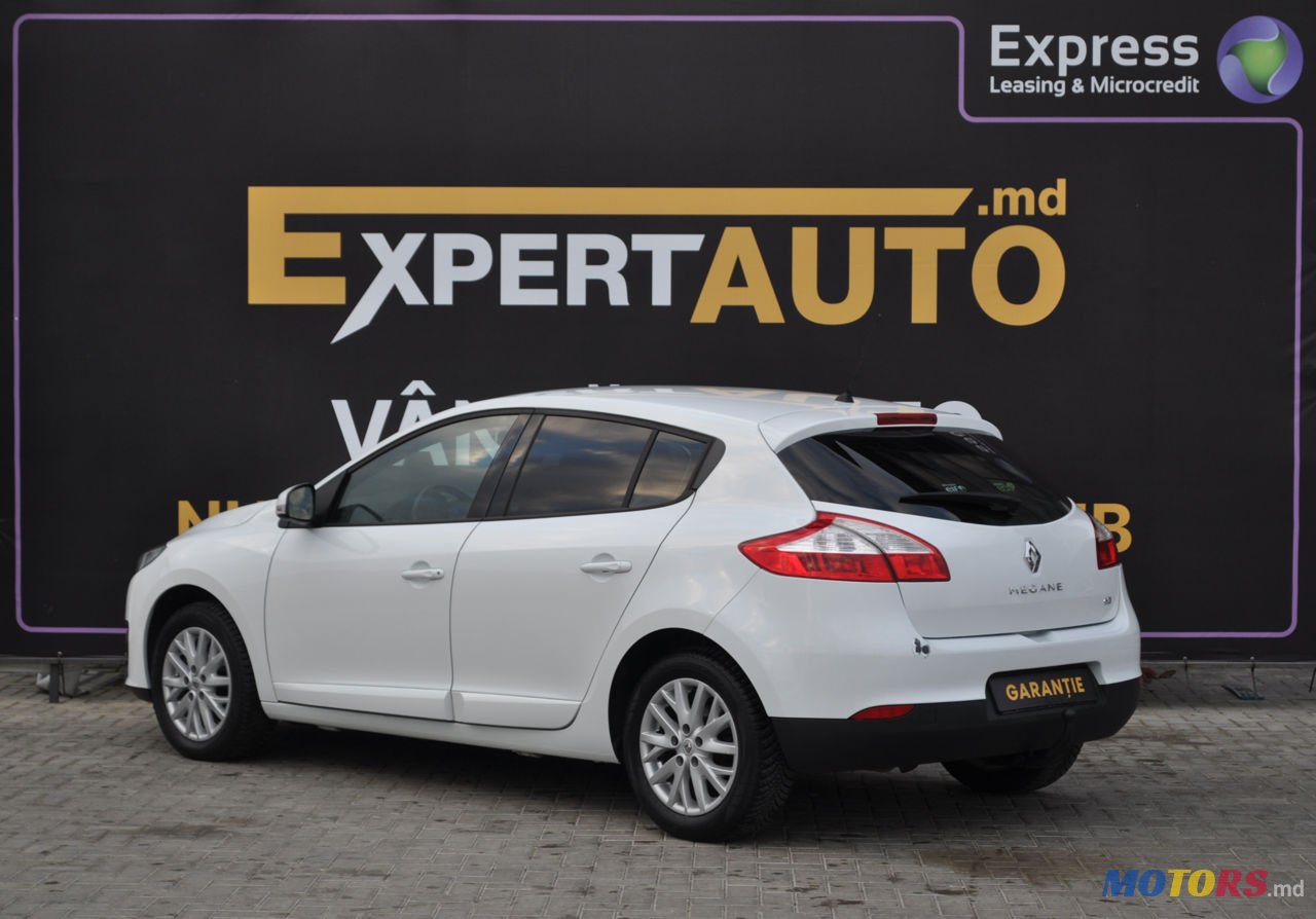 2014' Renault Megane photo #3