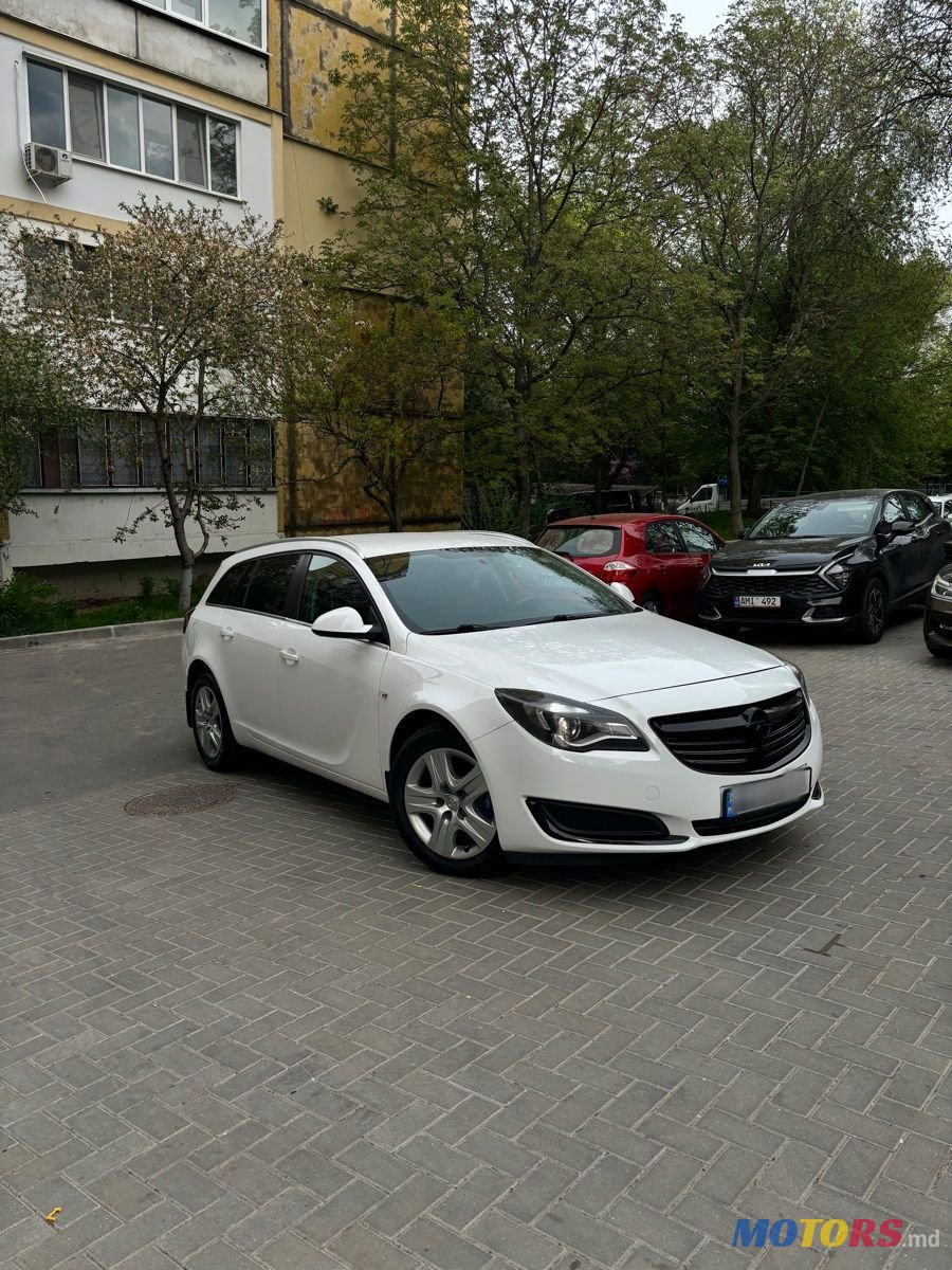 2015' Opel Insignia photo #3