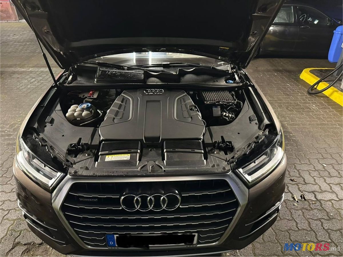 2016' Audi Q7 photo #2
