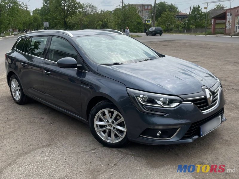 2019' Renault Megane photo #1