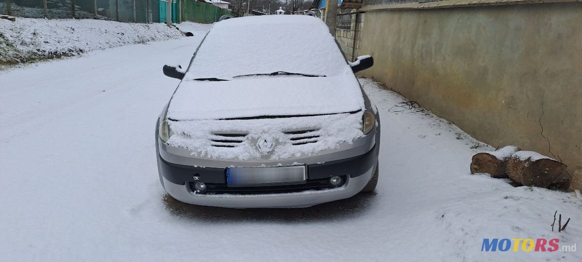 2005' Renault Megane photo #5