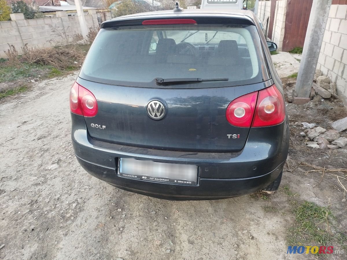 2007' Volkswagen Golf photo #4