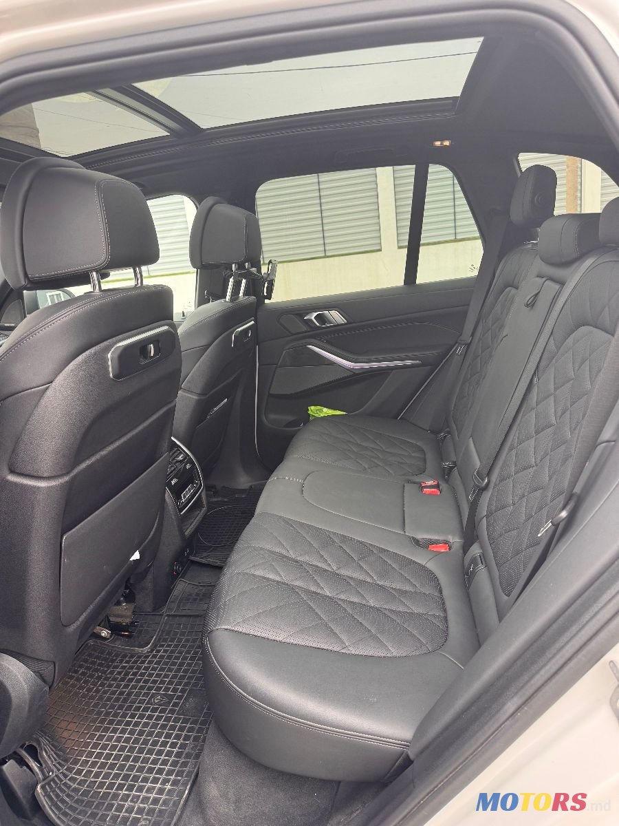 2024' BMW X5 photo #5