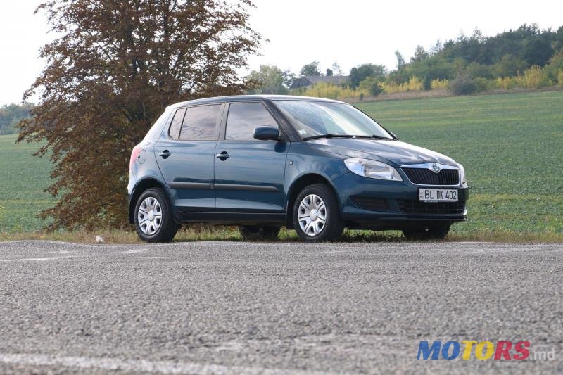2011' Skoda Fabia photo #1
