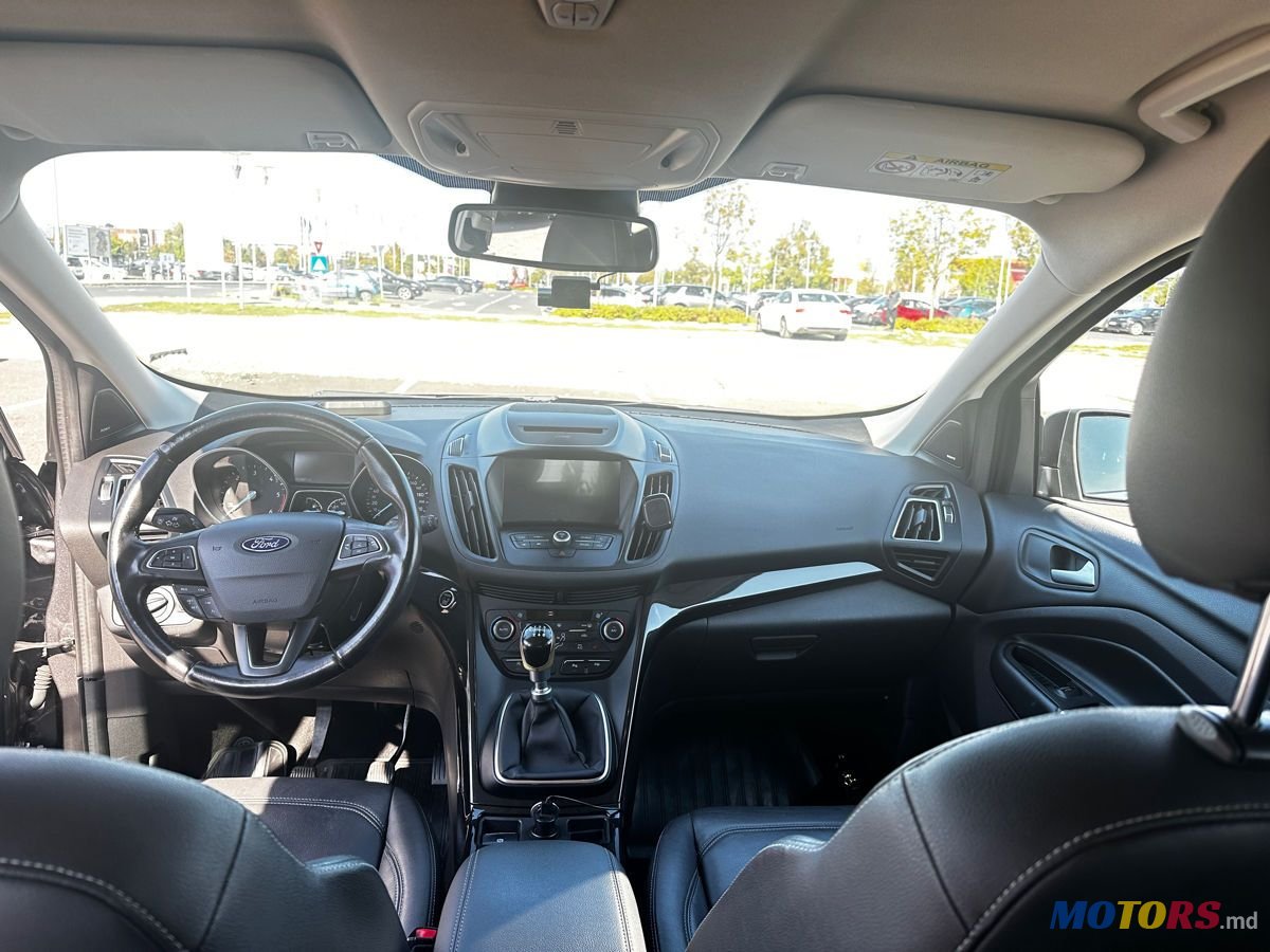 2017' Ford Kuga photo #5