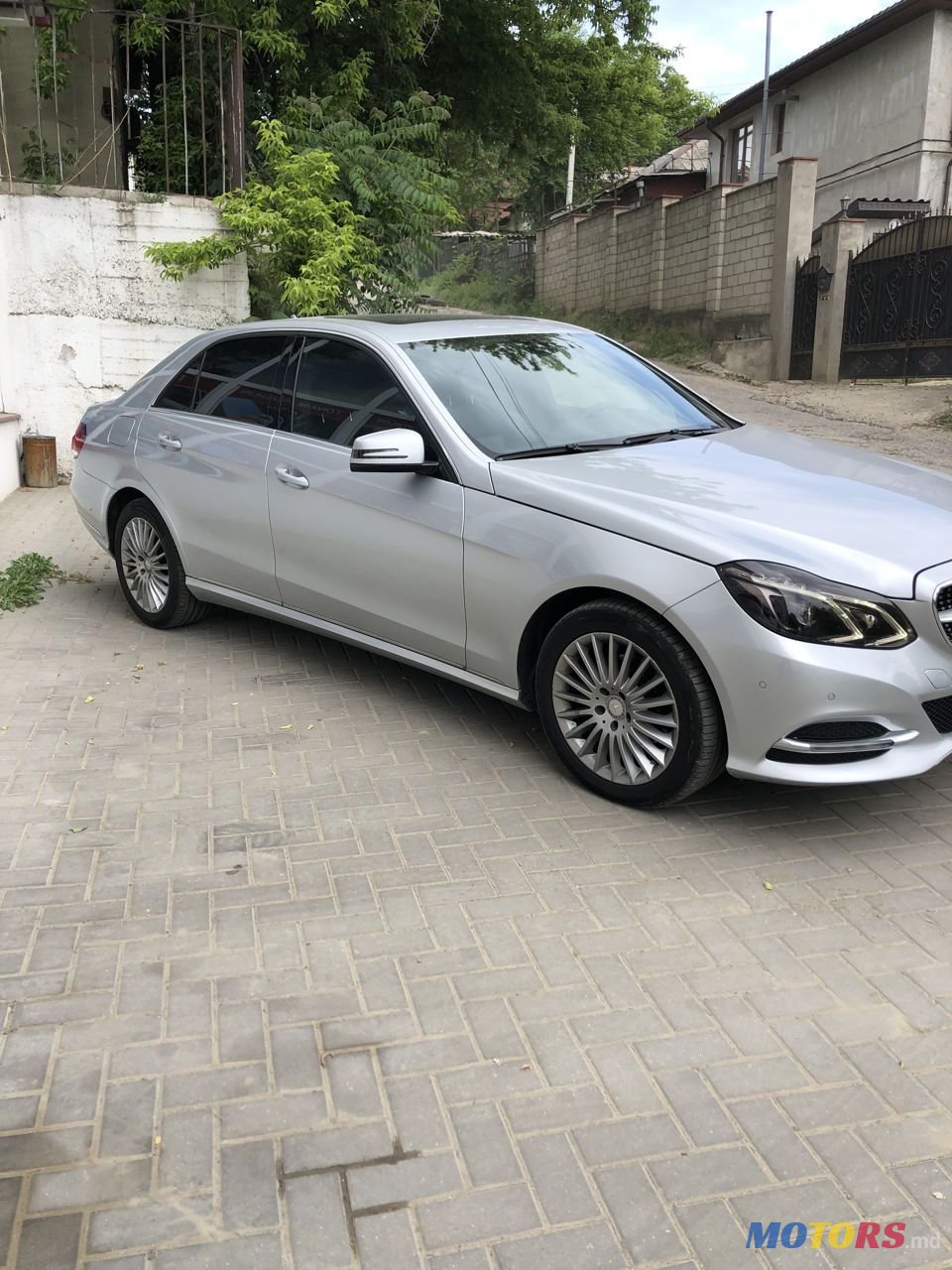 2013' Mercedes-Benz E Класс photo #2