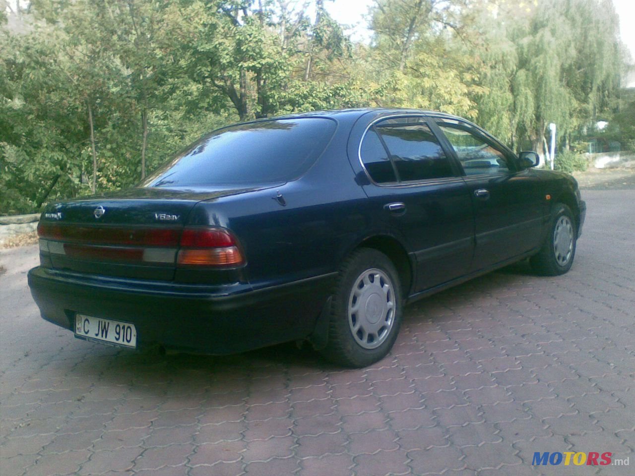 1995' Nissan Maxima photo #2