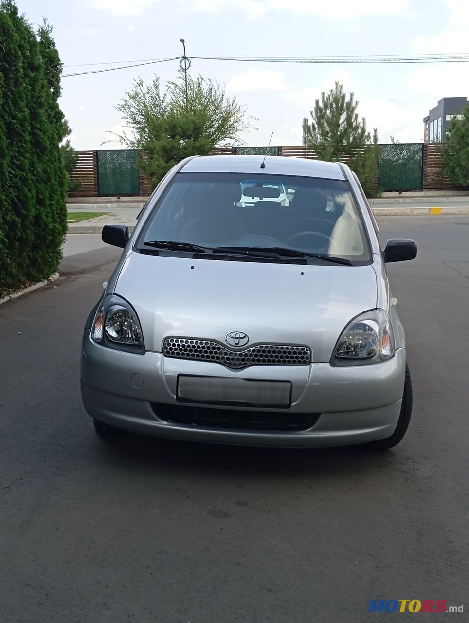 2000' Toyota Yaris photo #2