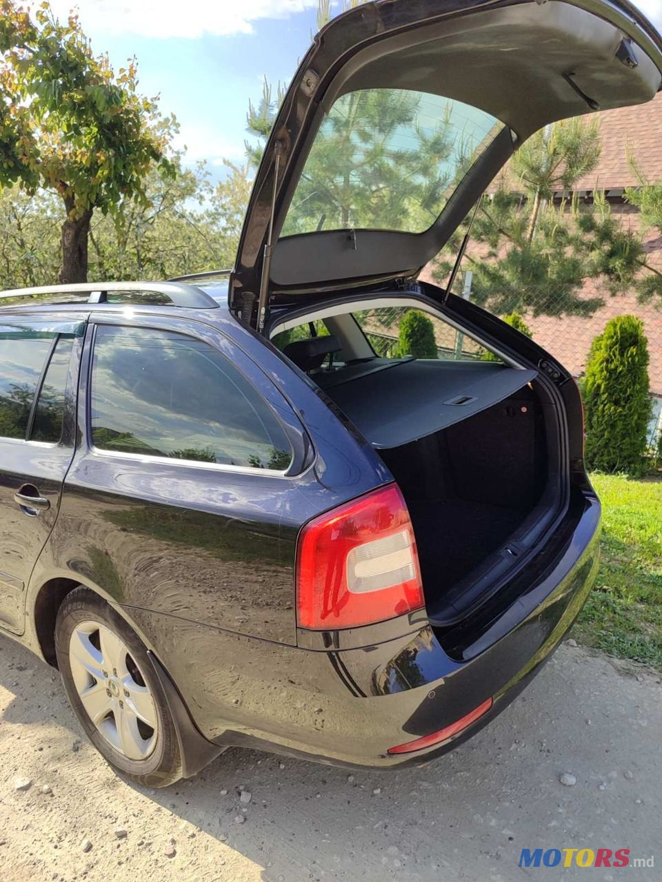 2011' Skoda Octavia photo #2