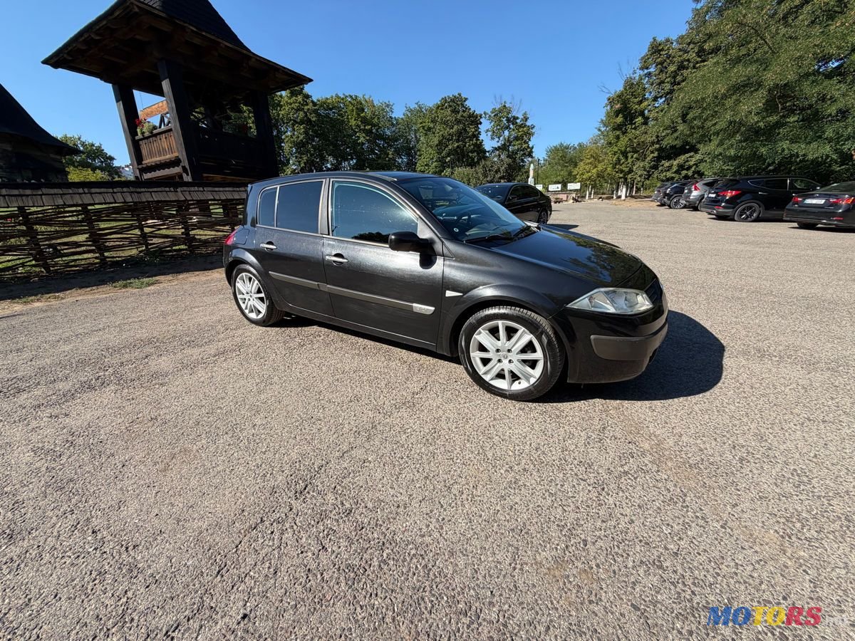 2004' Renault Megane photo #1