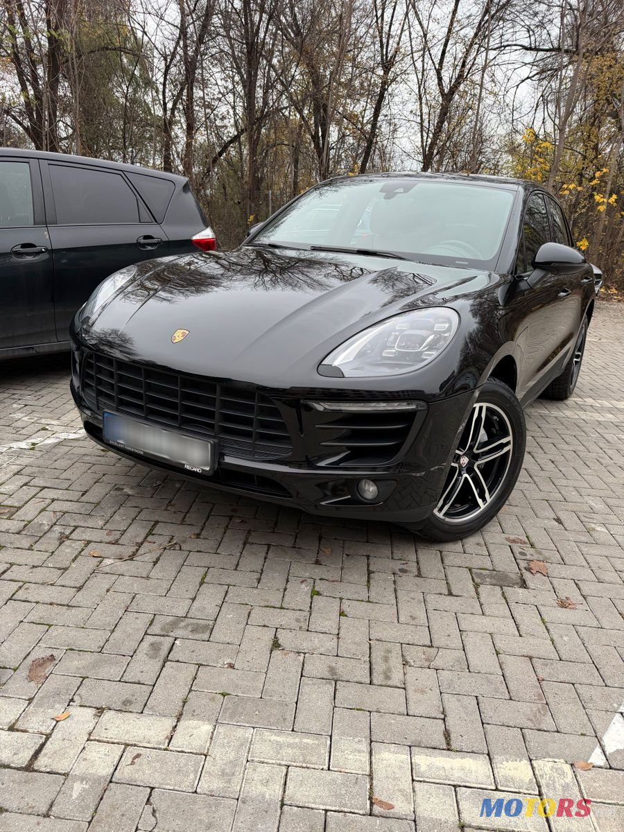 2016' Porsche Macan photo #1