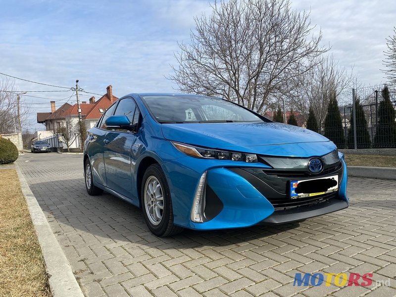 2018' Toyota Prius Prime photo #3