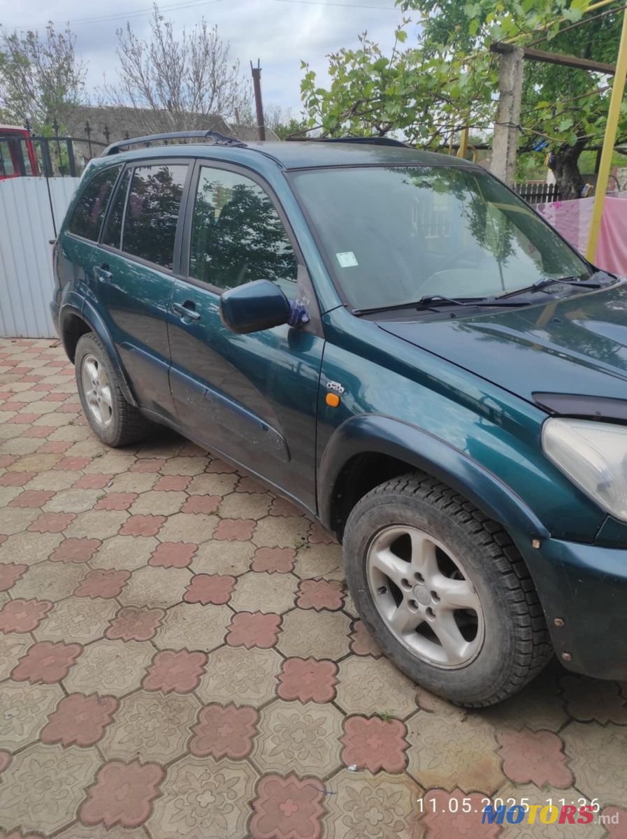 2002' Toyota RAV4 photo #4