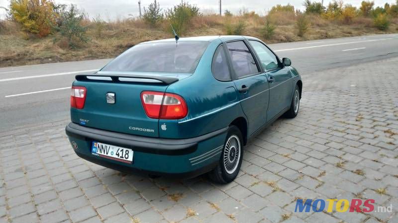 2001' SEAT Cordoba photo #3
