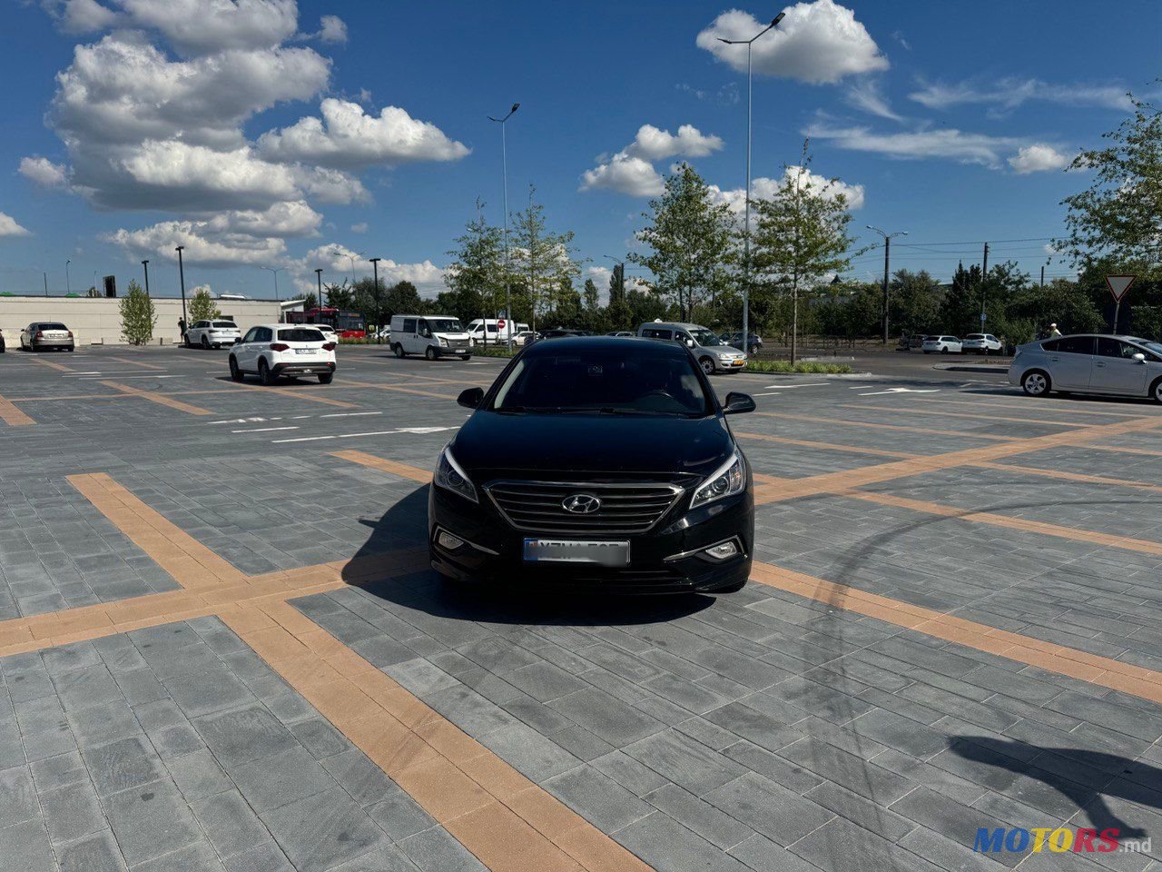 2016' Hyundai Sonata photo #2