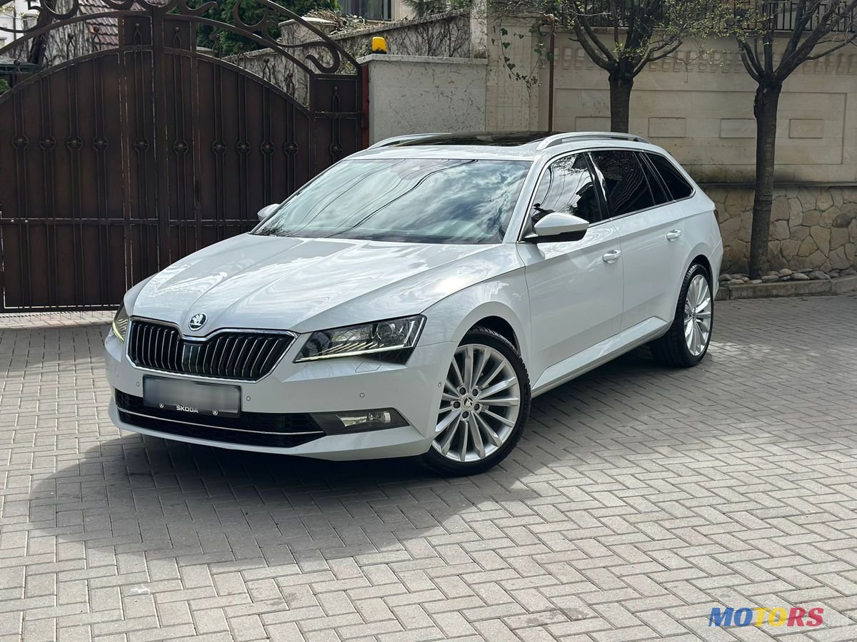 2016' Skoda Superb photo #1