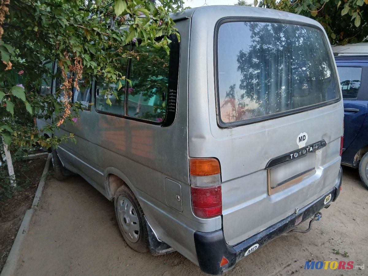 1993' Toyota HiAce photo #3