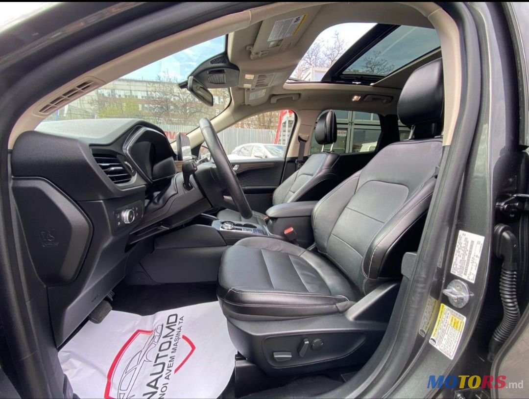 2020' Ford Escape photo #6