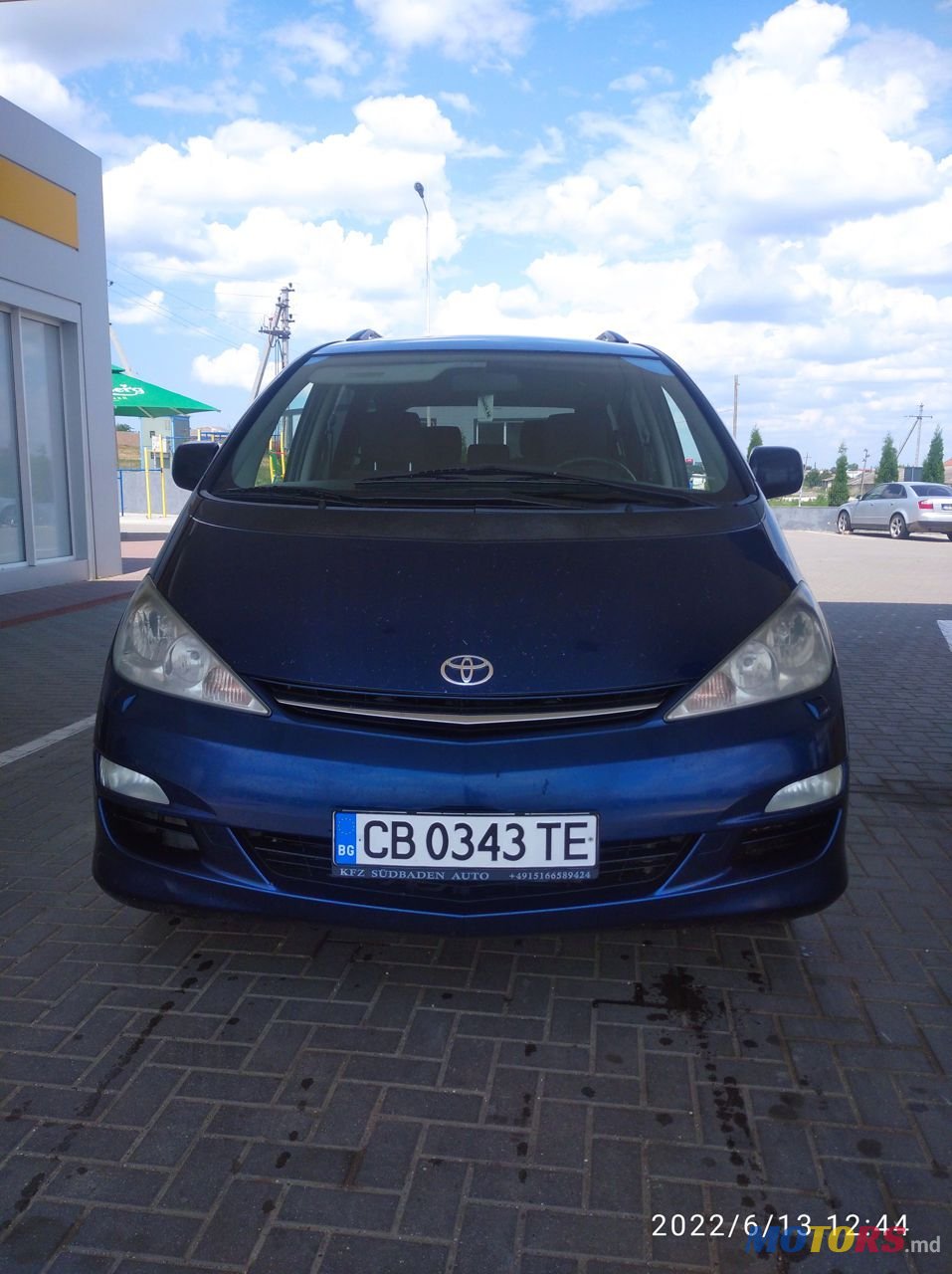 2003' Toyota Previa photo #6