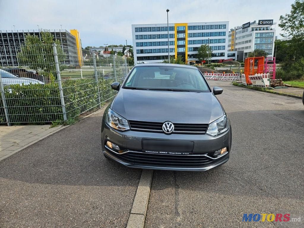 2014' Volkswagen Polo photo #2