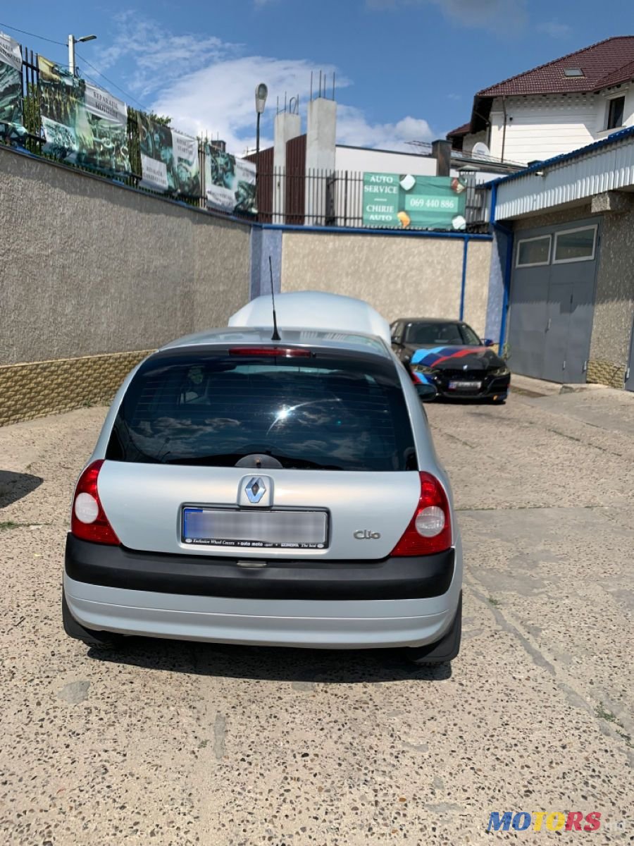2001' Renault Clio photo #3
