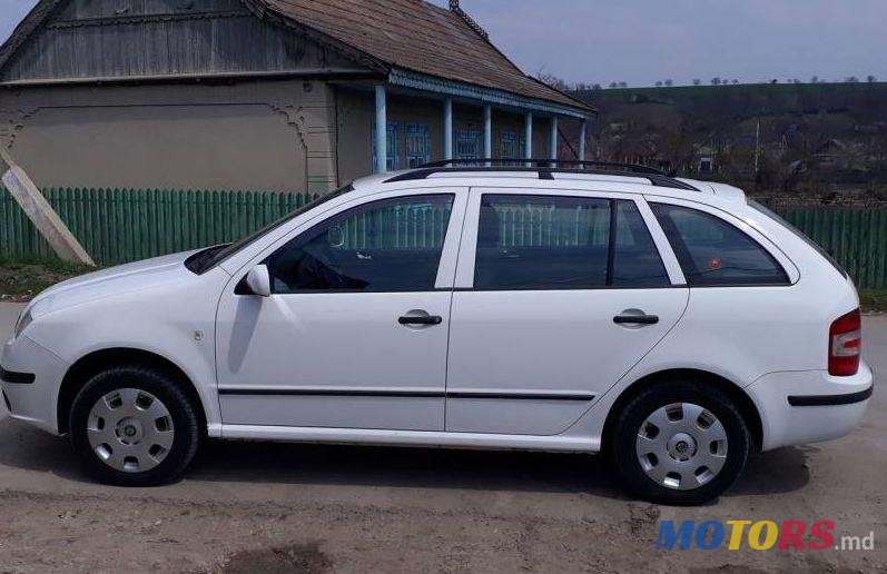 2005' Skoda Fabia photo #1