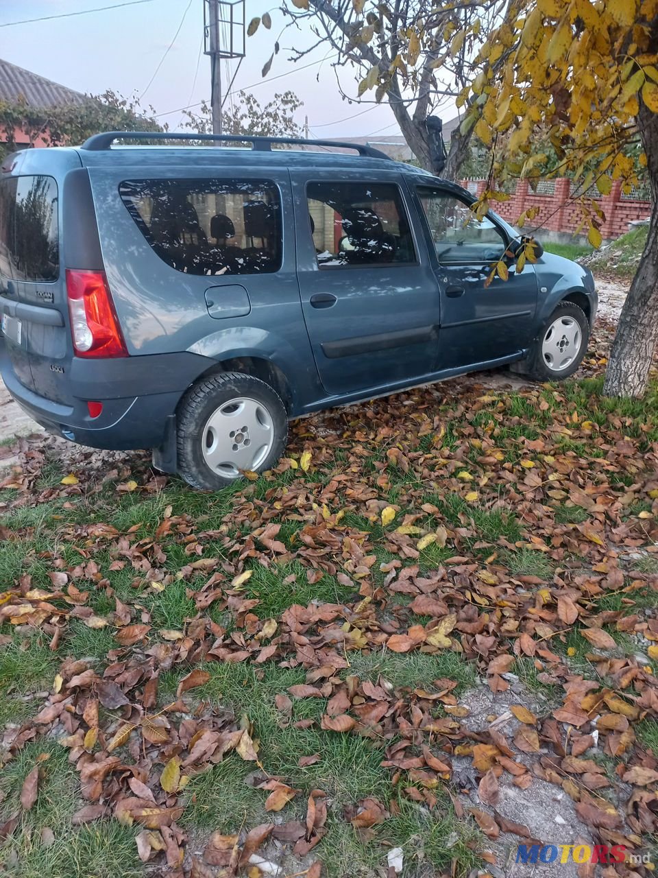 2008' Dacia Logan Mcv photo #6