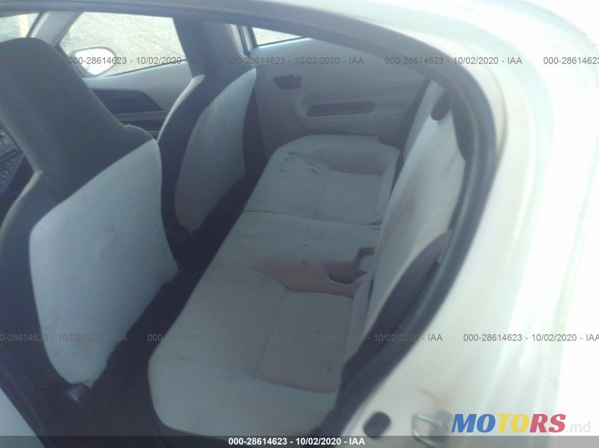 2012' Toyota Prius photo #6