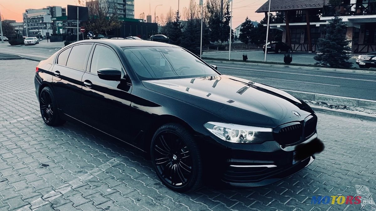 2017' BMW 5 Series photo #2
