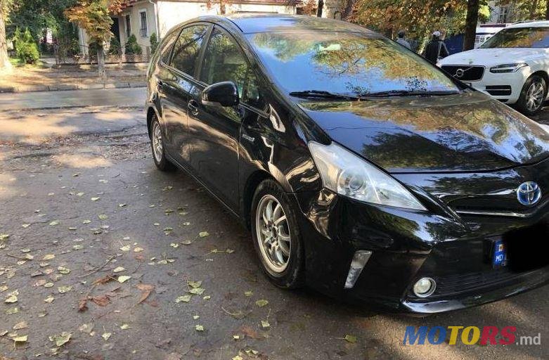 2014' Toyota Prius + photo #1