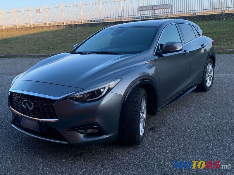 2016' Infiniti QX30 photo #4