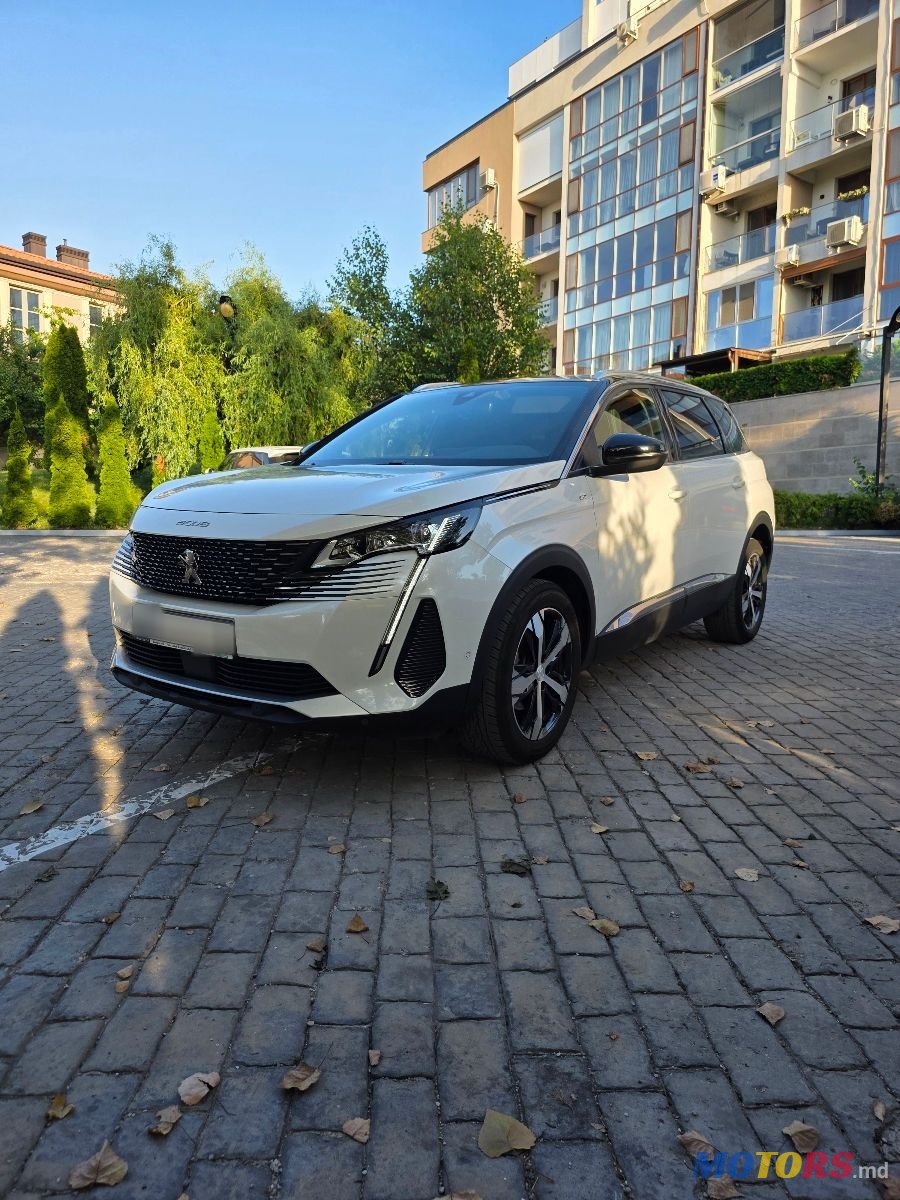 2023' Peugeot 5008 photo #1