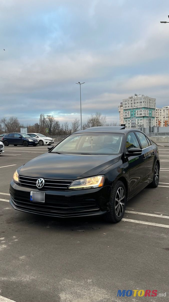 2017' Volkswagen Jetta photo #2